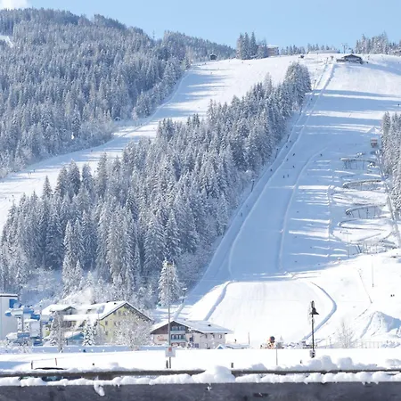 Dom wakacyjny Nikola By Interhome